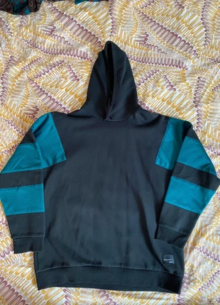 Adidas Equipment body fit hoodie - tg. L, marke: adidas, zustand: Neu, größe: L, 50,00 €, 53,20 € inklusive Vinted-Käuferschutz