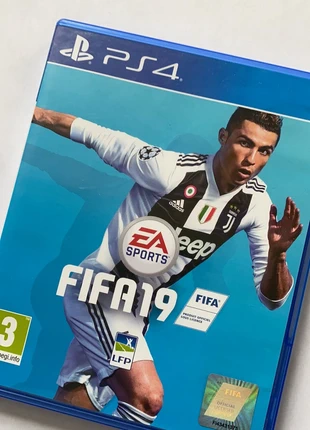 Fifa 19 ps4 , marque: EA Sports, état: Satisfaisant, 4,99 €, 5,94 € Protection acheteurs (Pro) incluse