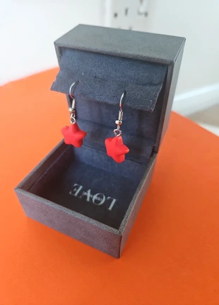 Red Star-Shaped Earrings – Bold & Stylish, brand: NO LABEL, condition: New with tags, £4.30, £5.22 includes Buyer Protection