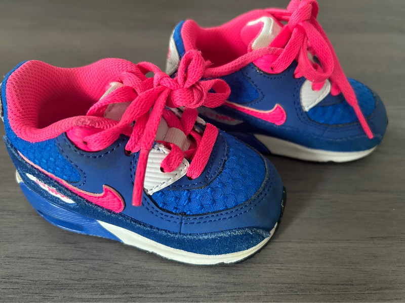 Baby nike air deals max trainers