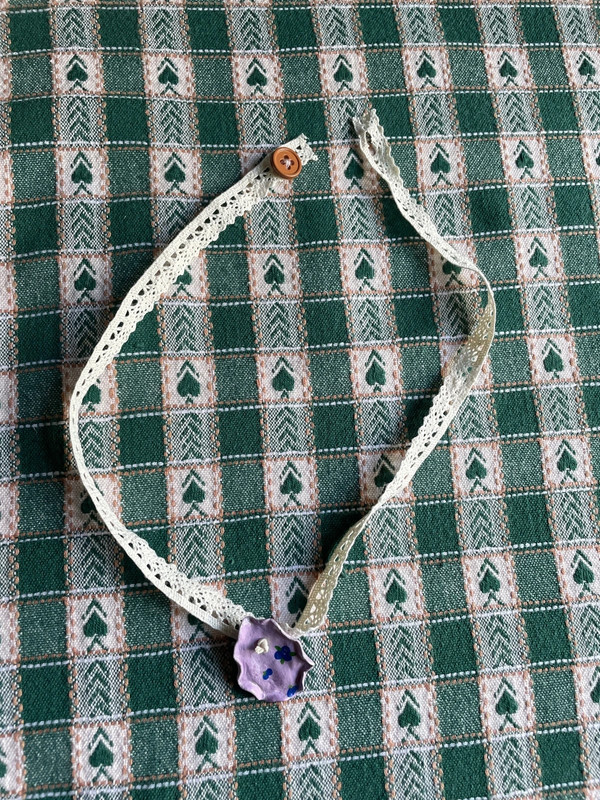 Blueberry Ribbon Necklace 2