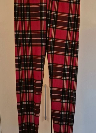 Tartan stretch legging – maat S (36), staat: Heel goed, maat: S / 36 / 8, € 6,00, € 7,00 inclusief Kopersbescherming