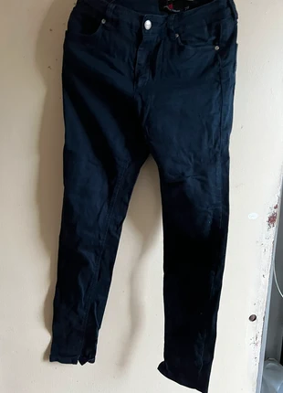 Pantalons daniela tobler 29 M bon état, marque: Daniela, état: Bon état, taille: M / 38 / 10, 2,00 €, 2,80 € Protection acheteurs incluse