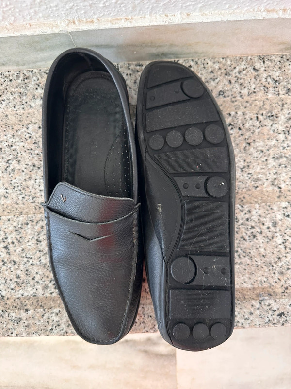 La halle aux chaussures pierre cardin shop