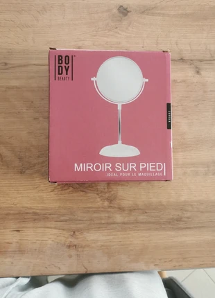 Miroir sur pied body beauty, brand: Beauty, condition: New with tags, €4.00, €4.90 includes Buyer Protection