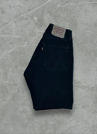Short en jean noir Levi’s taille M, brand: Levi's, condition: Very good, size: M, €19.00, €20.65 includes Buyer Protection Pro