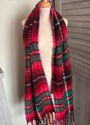 Écharpe chaude écossaise, marque: Écharpe Écossaise, état: Neuf sans étiquette, 12,00 €, 13,30 € Protection acheteurs incluse