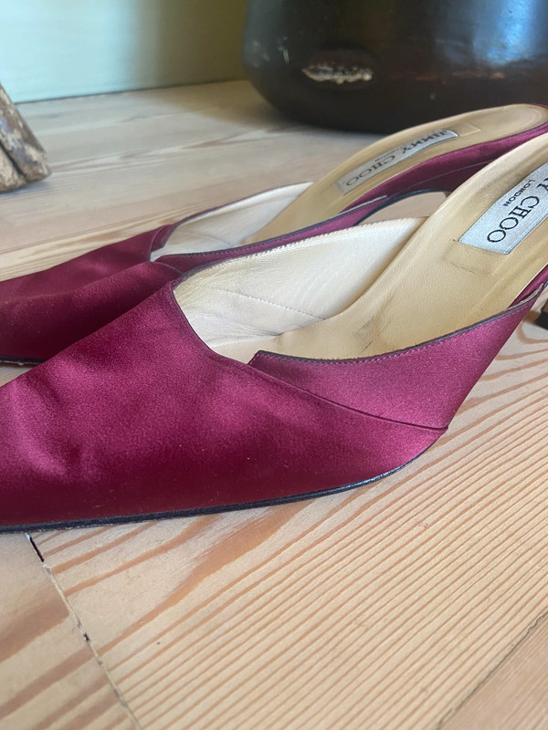 Plum sales kitten heels