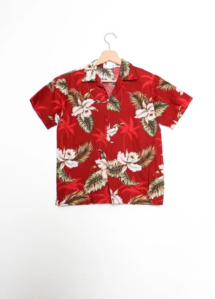 Vintage Hawaiian shirt | Chemisette imprimée hibiscus style hawaiien, marque: Vintage, état: Très bon état, taille: XS / 34 / 6, 15,00 €, 16,45 € Protection acheteurs (Pro) incluse
