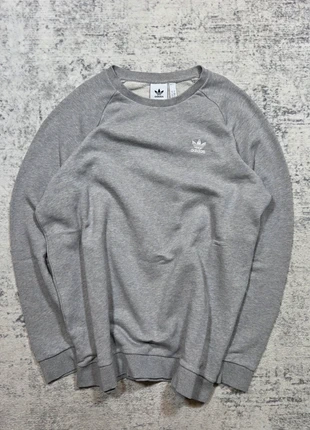 Sweat Adidas Originals Oversize Trefoil Homme Taille L Gris Basique Année 2019 Logo Brodé, marke: adidas, zustand: Sehr gut, größe: L, 34,99 €, 37,44 € beinhaltet Vinted-Käuferschutz Pro