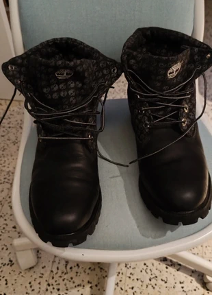 Timberland hiver noir, marque: Timberland, état: Très bon état, taille: 44, 50,00 €, 53,20 € Protection acheteurs incluse