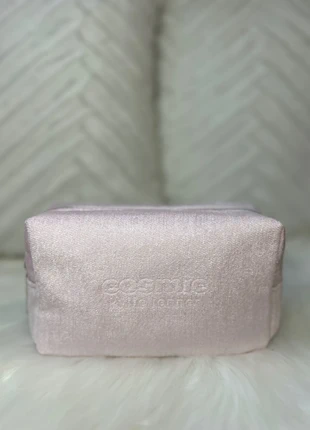 Pochette rosa Kylie Jenner Cosmic 💕 Edizione trendy e super chic!, marke: Kylie Jenner, zustand: Neu, mit Etikett, 12,00 €, 13,30 € inklusive Vinted-Käuferschutz