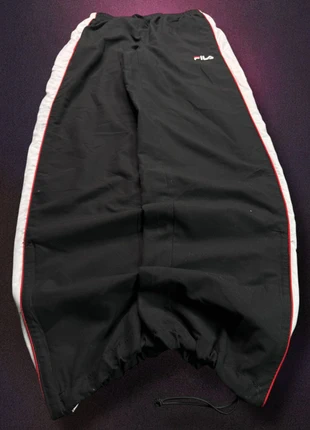 Vintage TrackPants Fila BAGGY Y2K, brand: Japan Style, condizioni: Ottime, taglia: XS / IT 38 / EU 34, €29.99, €32.19 include la Protezione acquisti