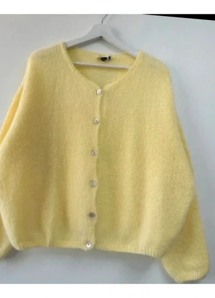 Pull gilet cardigan jaune poussin mohair laine, marke: Boutique indépendante, zustand: Sehr gut, größe: S / 36 / 8, 40,00 €, 42,70 € inklusive Vinted-Käuferschutz
