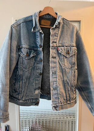 Veste en jean levis hiver, brand: Levi's, condition: Good, size: L / 40 / 12, €25.00, €26.95 includes Buyer Protection
