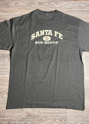 T shirt universitaire gris « Santa fe new mexico » homme taille M, brand: Vintage Dressing, condition: Good, size: M, €10.00, €11.20 includes Buyer Protection