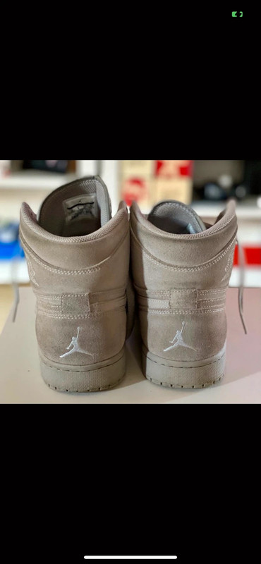 Air jordan 1 wolf 2025 grey suede