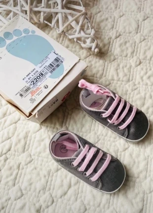 💛 Chaussures souple bébé pointure 19 marque Grain de blé 💛, brand: Grain de Blé, condition: New with tags, size: 19, €5.00, €5.95 includes Buyer Protection