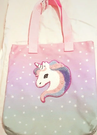 Sac Licorne relief fourrure et strass Neuf claire's, marke: Claire's, zustand: Neu, mit Etikett, 2,50 €, 3,33 € inklusive Vinted-Käuferschutz
