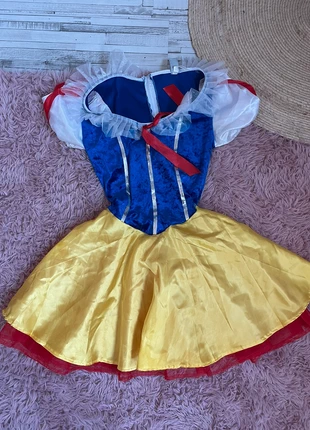 Carnaval sneeuwwitje outfit, merk: Feestwinkel, staat: Heel goed, maat: S / 36 / 8, € 5,00, € 5,95 inclusief Kopersbescherming