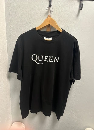 Queen t-shirt, brand: Queen, condizioni: Nuovo senza cartellino, taglia: XL, €10.00, €11.20 include la Protezione acquisti