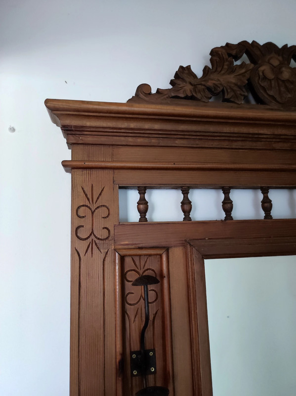 Mueble recibidor de madera con espejo 2