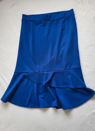 Royal Blue Ruffled Skirt Size L, never worn Jupe bleu roi volantée (Shein, taille L, jamais portée), brand: Shein, condition: Very good, size: L / 40 / 12, €1.50, €2.28 includes Buyer Protection