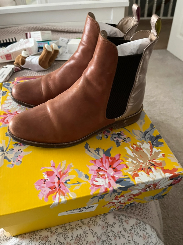 Joules Chelsea boots size 3 Vinted