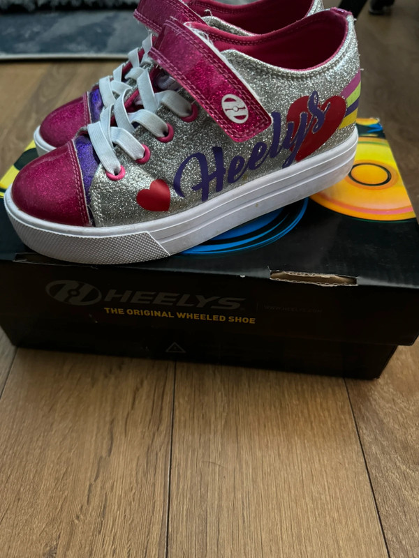 Girls Heelys Shoes UK size 12 Vinted