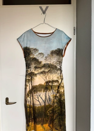 Bijzondere jurk met landschappri t, merk: Creatrice, staat: Heel goed, maat: L / 40 / 12, € 35,00, € 37,45 inclusief Kopersbescherming