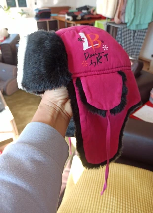 Chapka doublée fausse fourrure Longboard, brand: Longboard, condizioni: Ottime, taglia: 8-12 anni, 56 cm, €4.00, €4.90 include la Protezione acquisti