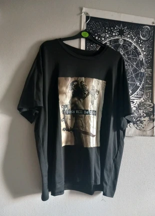 Medusa print shirt, marque: Shein, état: Neuf sans étiquette, taille: XXXL / 46 / 18, 5,00 €, 5,95 € Protection acheteurs incluse