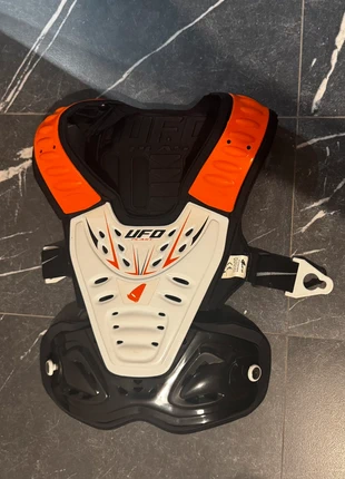 Pettorina motocross UFO Plast, marque: UFO, état: Neuf sans étiquette, 100,00 €, 105,70 € Protection acheteurs incluse