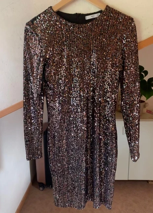 Pailletten Kleid, marke: Mango, zustand: Sehr gut, größe: XS / 34 / 6, 15,00 €, 15,95 € inklusive Vinted-Käuferschutz
