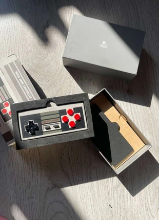 8Bitdo NES30 Game Controller Bluetooth Gamepad, brand: Nintendo, condizioni: Nuovo con cartellino, €70.00, €74.20 include la Protezione acquisti