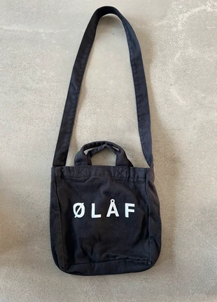 Tof schoudertasje Olaf, merk: ØLÅF, staat: Heel goed, € 10,00, € 11,20 inclusief Kopersbescherming