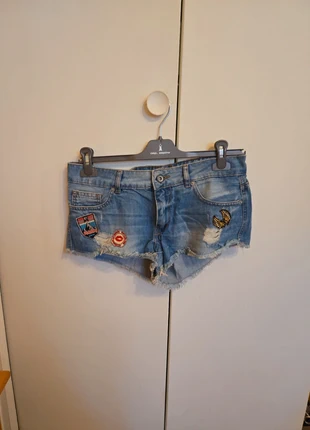 Short en jean, marke: Pull & Bear, zustand: Sehr gut, größe: S / 36 / 8, 8,00 €, 9,10 € inklusive Vinted-Käuferschutz