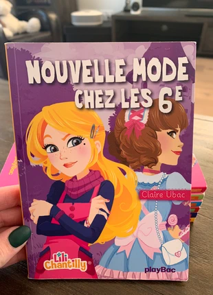 Livre Nouvelle mode chez les 6 eme - Lili Chantilly, état: Très bon état, 2,00 €, 2,80 € Protection acheteurs incluse