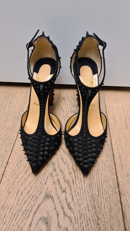 Sandali clearance christian louboutin