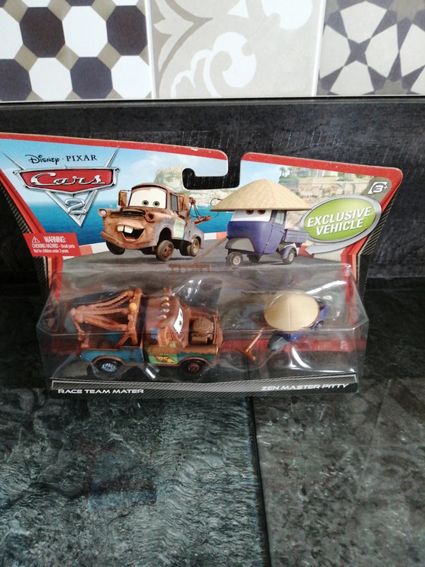 Cars 2 Disney Pixar Zen Master Pitty et Mater Vinted