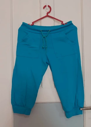 Calcas de treino curtas - Size M, marca: Local, estado: Novo sem etiquetas, tamanho: M / 38 / 10, €1.00, €1.75 inclui Proteção do Comprador