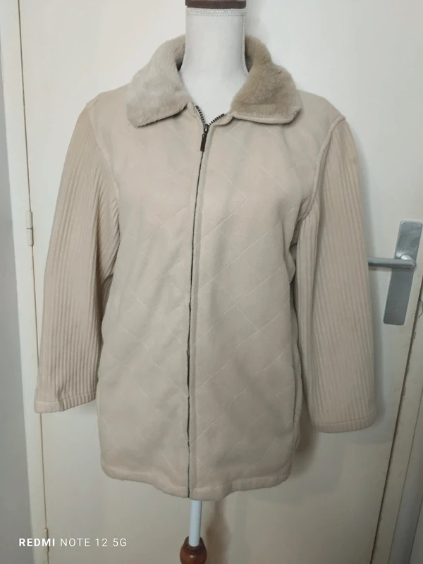 Jolie veste polaire taille 42/44