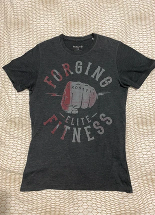 Tee shirt Reebok gris , brand: Reebok, condition: Satisfactory, size: XS, €5.00, €5.95 includes Buyer Protection