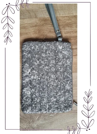 pochette sequins argenté, zustand: Neu, 6,00 €, 7,00 € inklusive Vinted-Käuferschutz