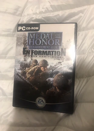 Medal of Honor : Débarquement Allié PC, merk: Ea Games, staat: Goed, € 8,00, € 9,10 inclusief Kopersbescherming