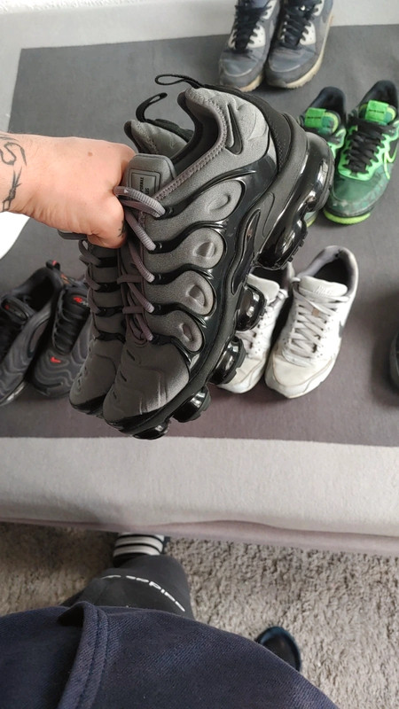 Nike Air Vapormax Plus grau Vinted