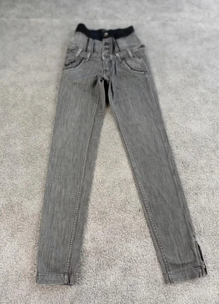 Pepe Jeans Jean Femme Taille 26 X 32 US - E7R - Modèle Delmar, merk: Pepe Jeans, staat: Heel goed, maat: S / 36 / 8, € 10,00, € 11,20 inclusief Kopersbescherming Pro