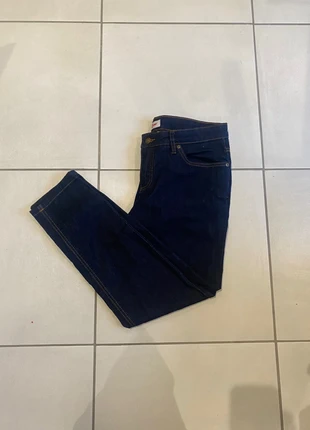 Jean John Baner bleu, marke: John Baner, zustand: Sehr gut, größe: W35 | DE 50, 7,00 €, 8,05 € inklusive Vinted-Käuferschutz