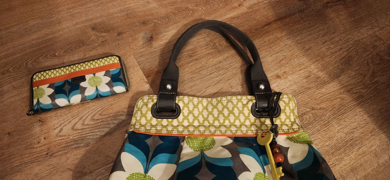 Fossil 2025 key bag