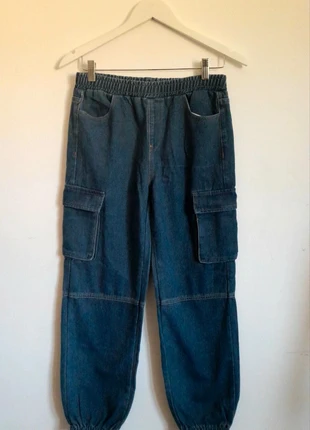 Vaqueros cargo mujer S 70% algodón, marca: Boutique Parisienne, estado: Novo sem etiquetas, tamanho: S / 36 / 8, €14.00, €15.40 inclui Proteção do Comprador